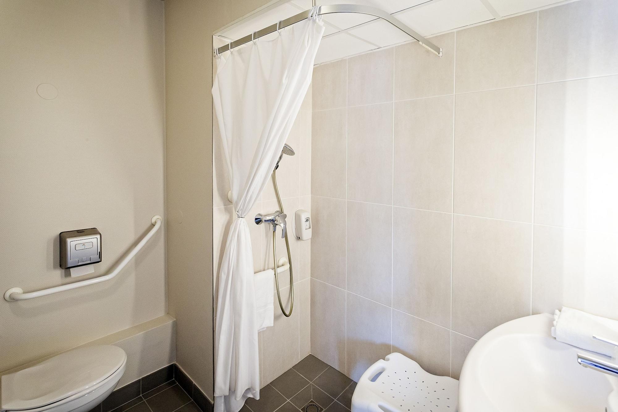 B&B Hotel Bordeaux Lac Sur Bruges Bagian luar foto