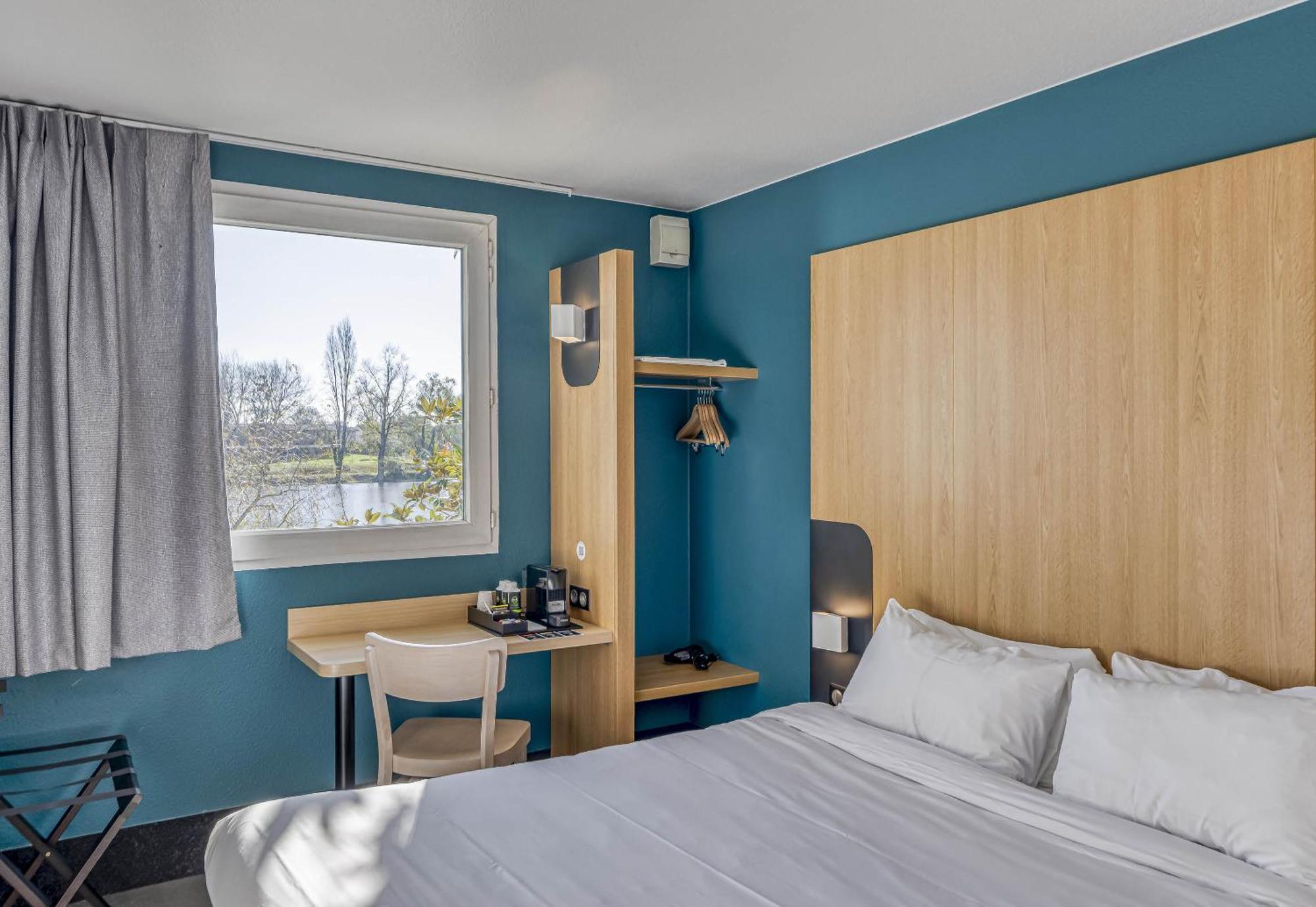 B&B Hotel Bordeaux Lac Sur Bruges Bagian luar foto