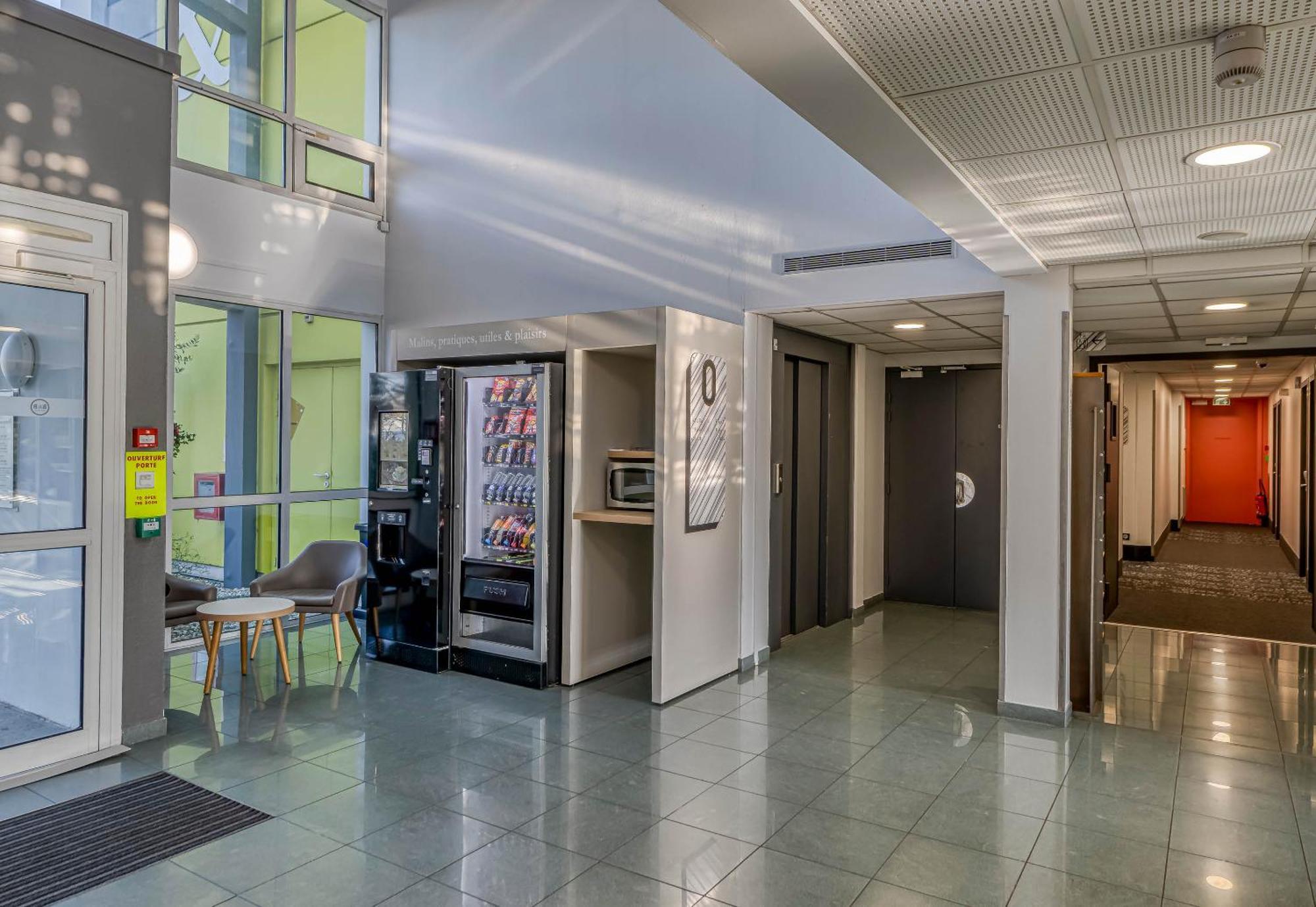 B&B Hotel Bordeaux Lac Sur Bruges Bagian luar foto